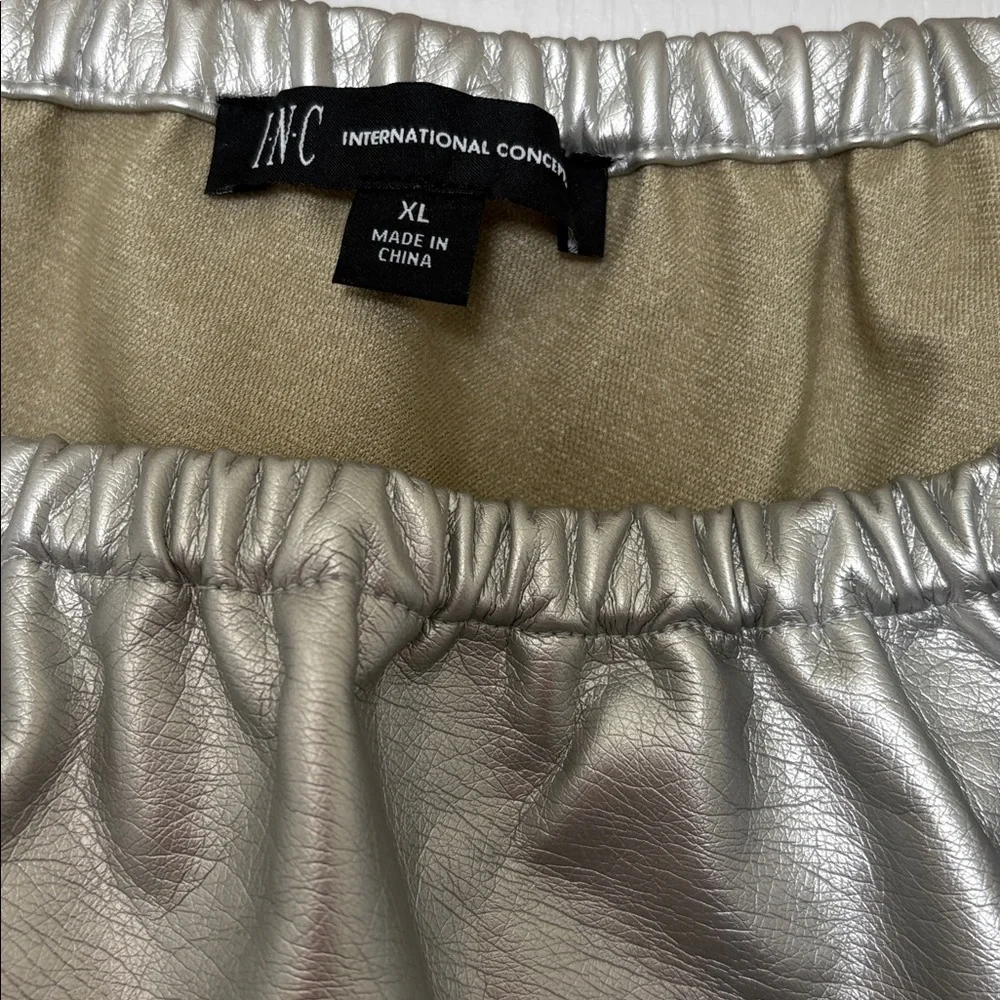 INC NWT Shiny Silver Metallic One-Shoulder Top - Picture 4 of 13